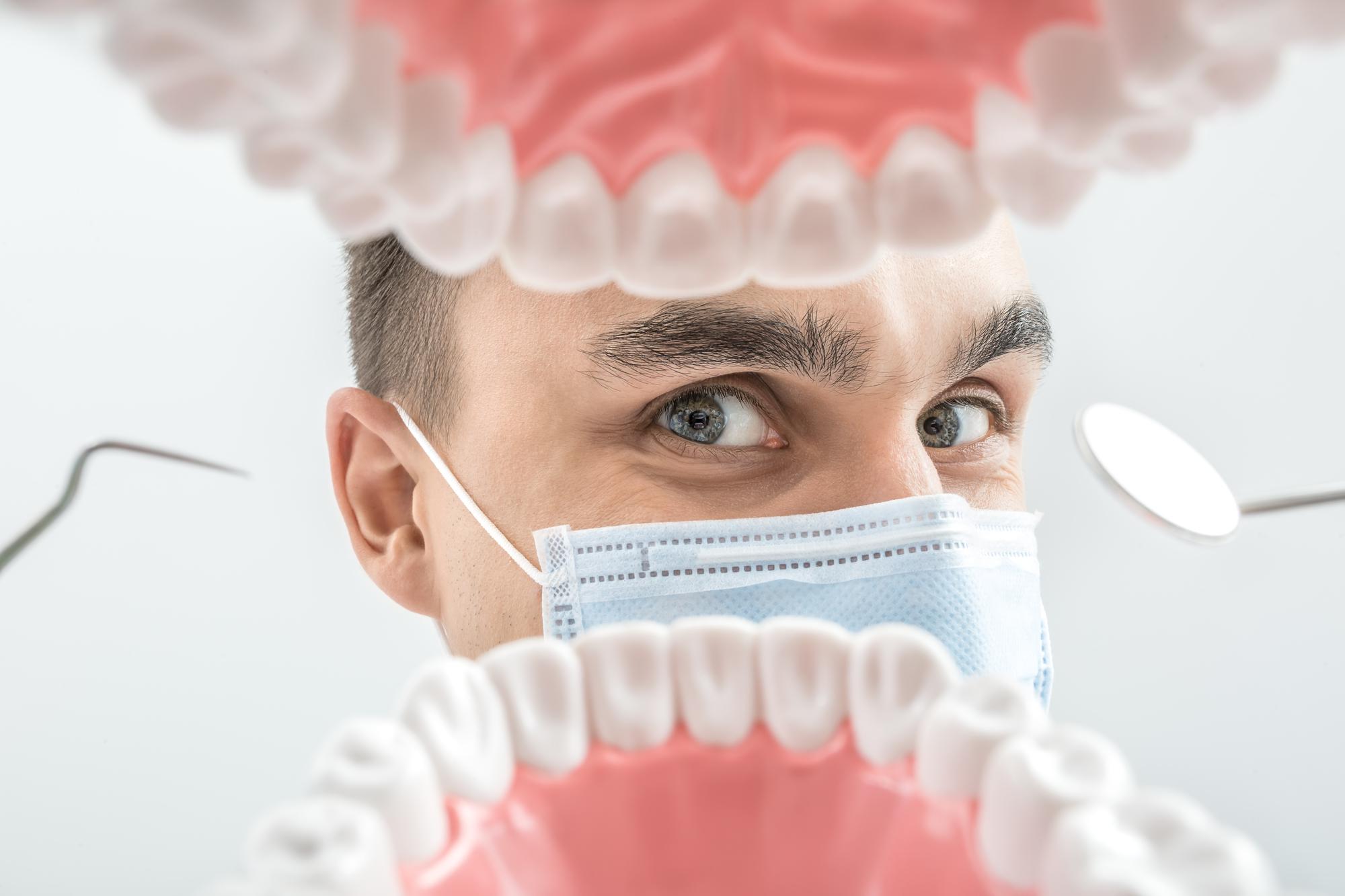 悪い歯並びってどんな歯？その弊害や具体的な治療法の基礎知識